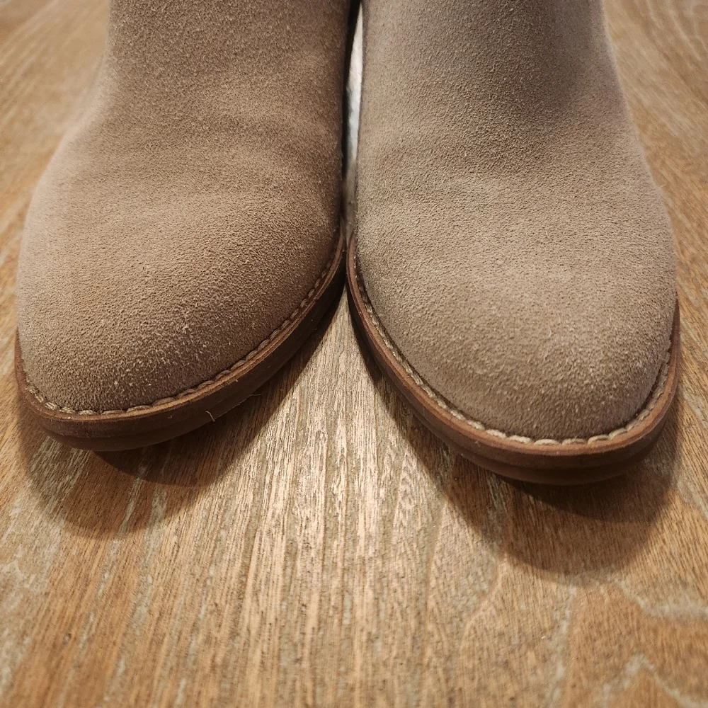 LUCKY‎ BRAND 